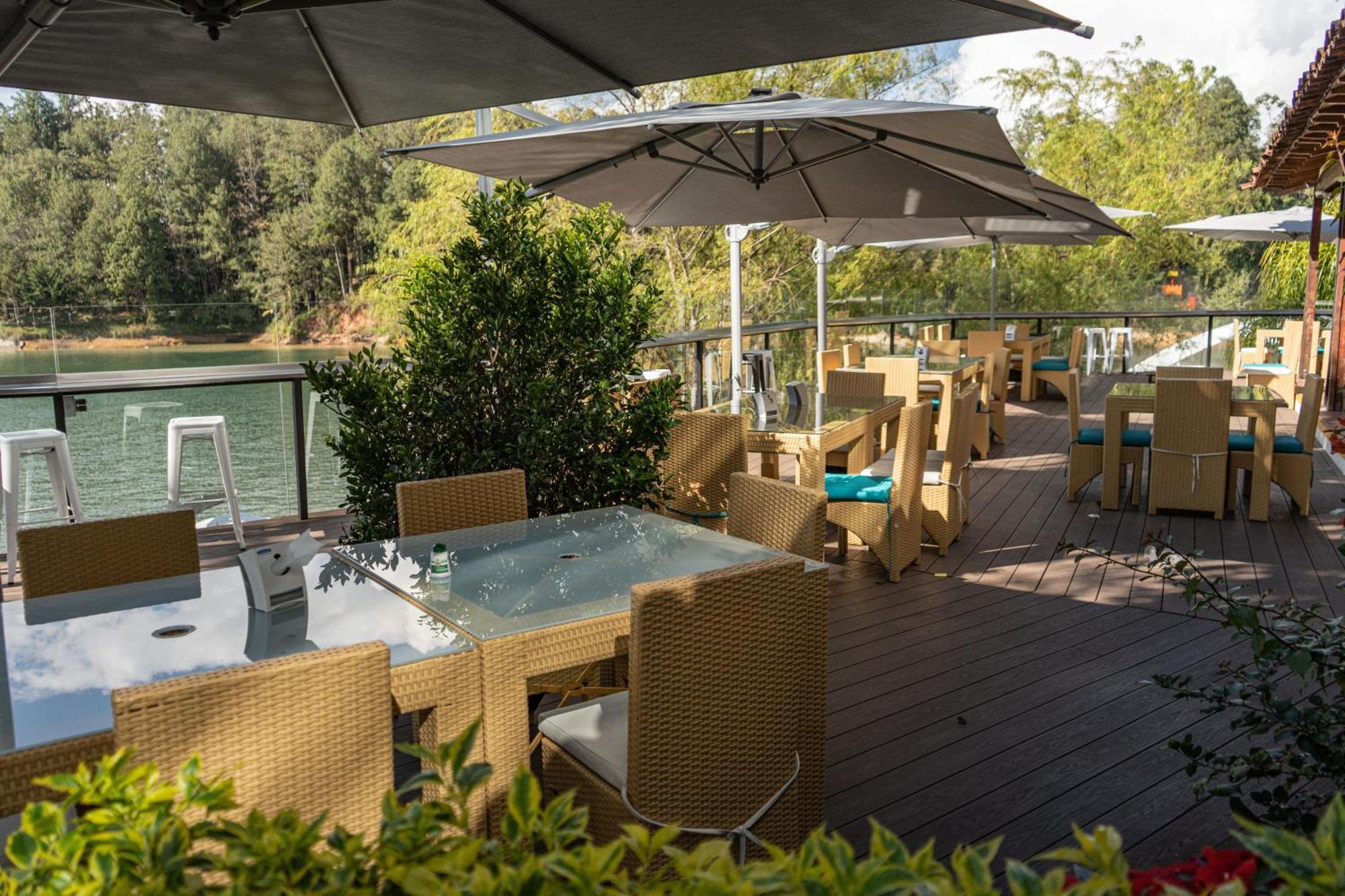 Hotel Los Recuerdos Guatape Ngoại thất bức ảnh The restaurant